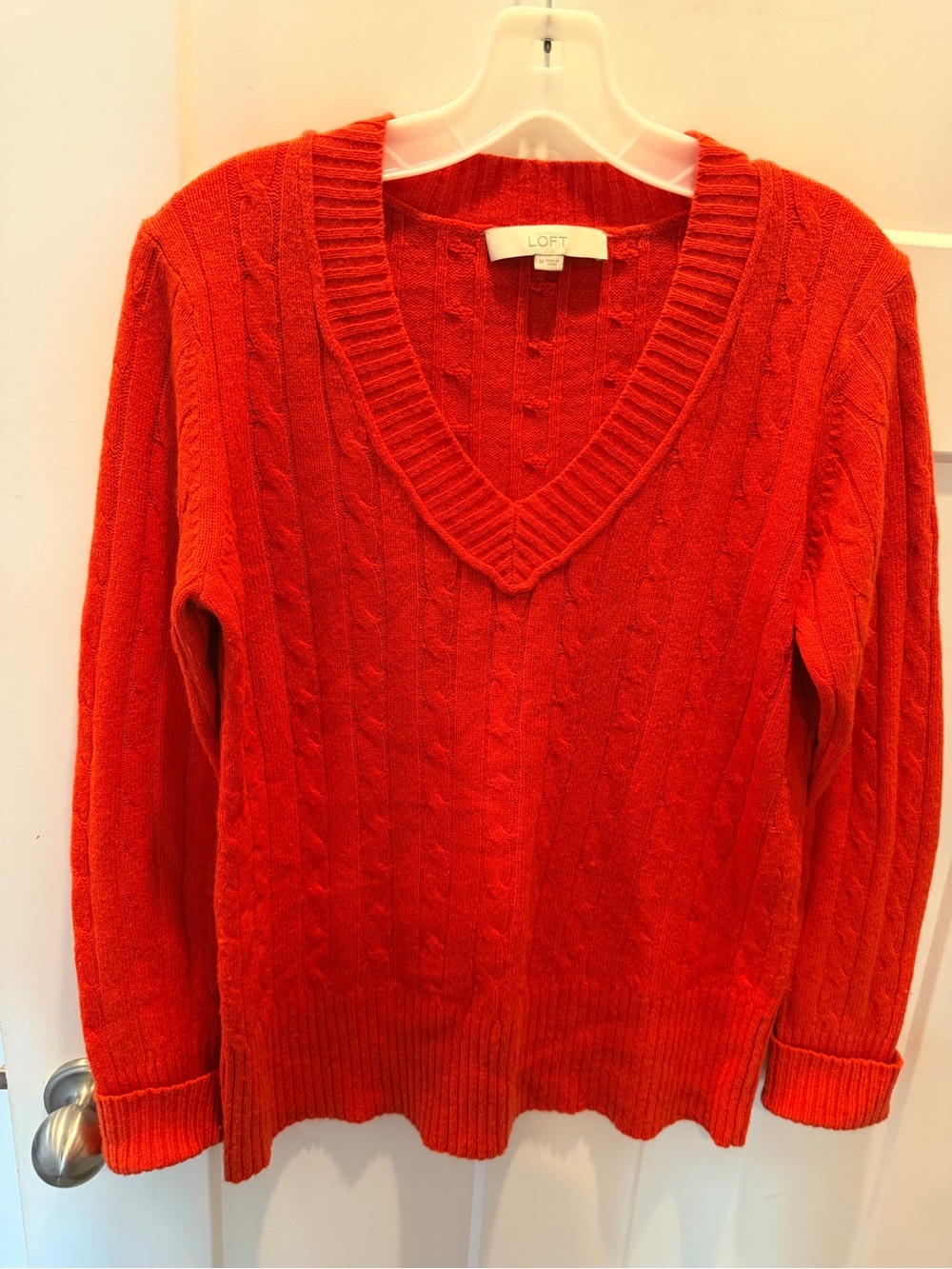 LOFT Cable Knit V Neck Sweater Red Orange Wool Blend Cozy Pullover Medium